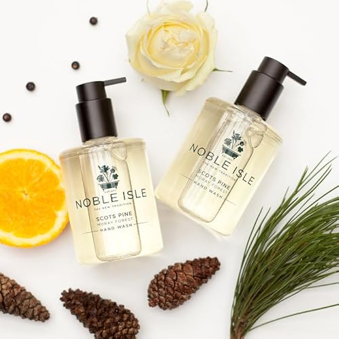 Noble Isle SCOTS PINE LUXURY HAND WASH 250ML - Image 3